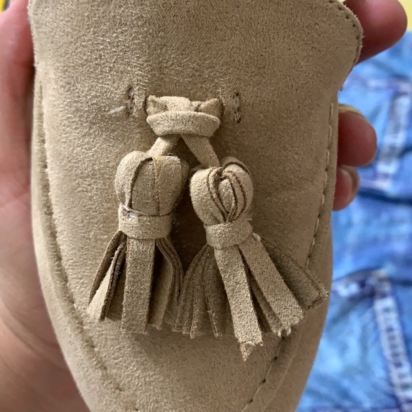 Beige Loafers with tassels - Picture 4 of 5